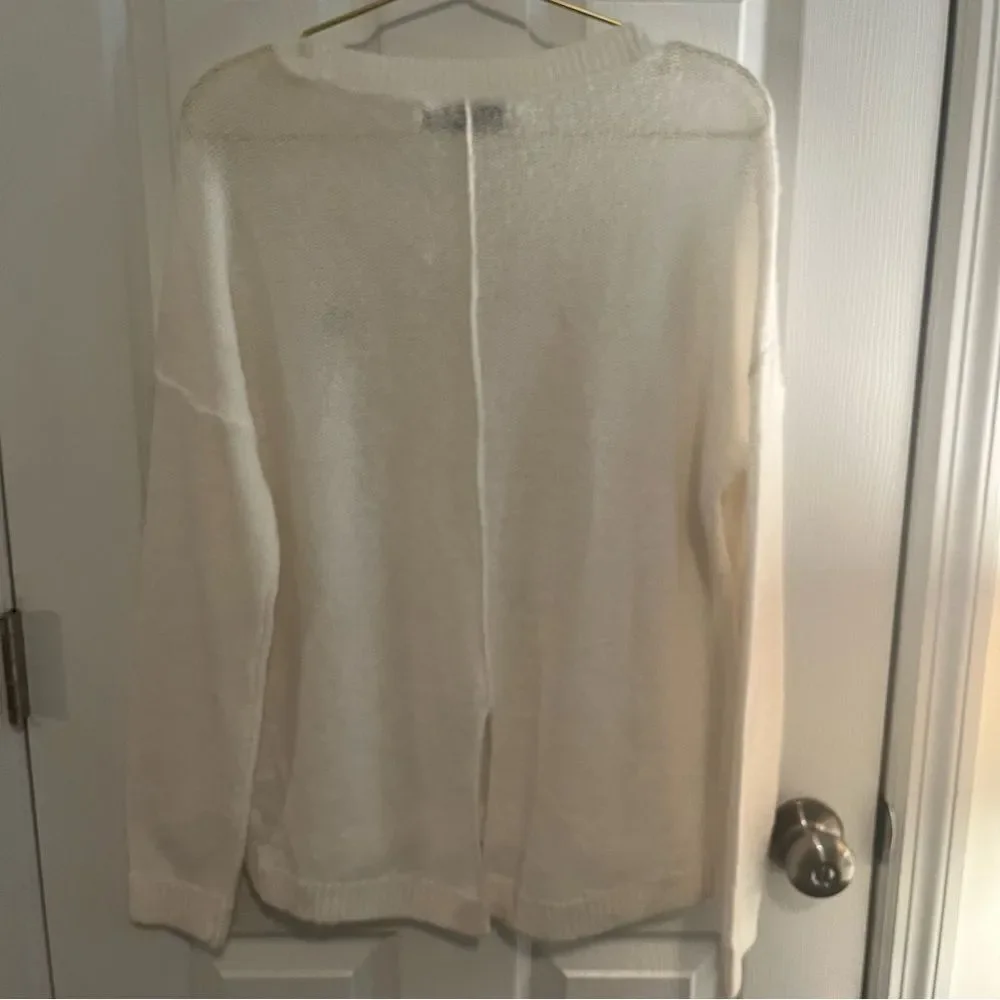 Abercrombie & Fitch Off-White Crew Neck Sweater